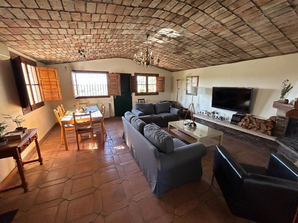 Casa Rural Cupiana Piscina Privada มาลากา ภายนอก รูปภาพ